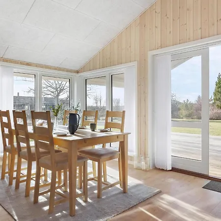 Semesterbostad 3 Bedroom Gorgeous In